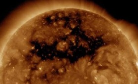 Μια σκοτεινή μάζα μεγαλώνει στον Ήλιο (βίντεο)