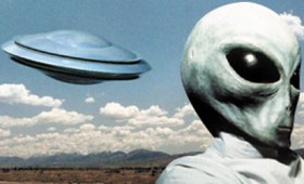 Στήβεν Χόκινγκ: Μη μιλάτε σε εξωγήινους
