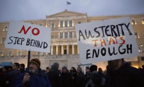 Ο έλεγχος των Ελλήνων για να μην αντιδράσουν στα Μνημόνια