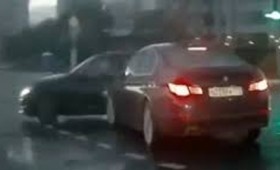 Αυτοκίνητο φάντασμα εμφανίζεται από το πουθενά (βίντεο)