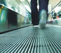 70.000 επιχειρήσεις μεταφέρουν την έδρα τους εκτός Ελλάδας 70.000 επιχειρήσεις μεταφέρουν την έδρα τους εκτός Ελλάδας