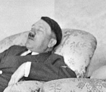 Αδόλφος Χίτλερ: ο ύπνος του κόστισε τη νίκη