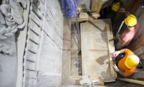 Βρέθηκε η ταφική πλάκα του Ιησού στην Ιερουσαλήμ; Βρέθηκε η ταφική πλάκα του Ιησού στην Ιερουσαλήμ;