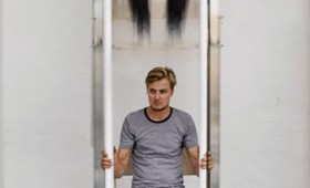 Το «κάθετο περπάτημα» αντικαθιστά τις σκάλες (vid) Το «κάθετο περπάτημα» αντικαθιστά τις σκάλες (vid)