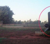 Ρομπότ και εμφάνιση UFO καταγράφονται από κάμερα Ρομπότ και εμφάνιση UFO καταγράφονται από κάμερα