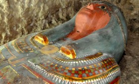 Αίγυπτος: βρέθηκε άθικτη μούμια 3.200 ετών