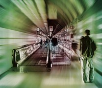 H μεγάλη τραμπάλα του χρόνου και του χώρου H μεγάλη τραμπάλα του χρόνου και του χώρου