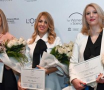 Σε τρεις Ελληνίδες τα βραβεία L’Oreal-Unesco Σε τρεις Ελληνίδες τα βραβεία L’Oreal-Unesco