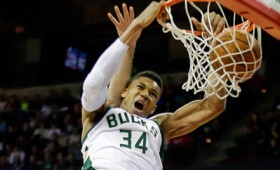 Αντετοκούνμπο: ρεκόρ καριέρας με 39 πόντους (vid) Αντετοκούνμπο: ρεκόρ καριέρας με 39 πόντους (vid)