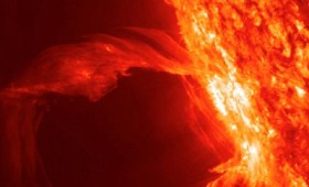 Ηλιακή καταιγίδα θα σαρώσει τη Γη στις γιορτές Ηλιακή καταιγίδα θα σαρώσει τη Γη στις γιορτές