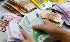 Χάθηκαν εισοδήματα 13 δισ. ευρώ από το 2011 έως σήμερα