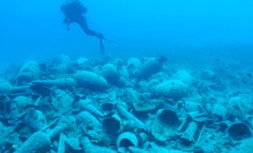 Εντυπωσιακά υποθαλάσσια ευρήματα στη Δήλο Εντυπωσιακά υποθαλάσσια ευρήματα στη Δήλο