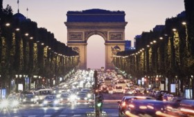 Πυροβολισμοί στο Παρίσι με τουλάχιστον 3 τραυματίες