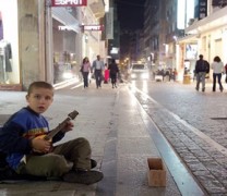 Βενεζουέλα-Ελλάδα: Οι δύο χώρες με τη μεγαλύτερη μείωση πλούτου Βενεζουέλα-Ελλάδα: Οι δύο χώρες με τη μεγαλύτερη μείωση πλούτου