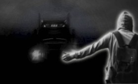 Φάντασμα κάνει ωτοστόπ σε αγροτικό φορτηγάκι (vid) Φάντασμα κάνει ωτοστόπ σε αγροτικό φορτηγάκι (vid)