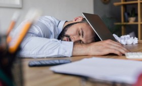 Πώς να αντιμετωπίσετε τις υπνικές διαταραχές Πώς να αντιμετωπίσετε τις υπνικές διαταραχές