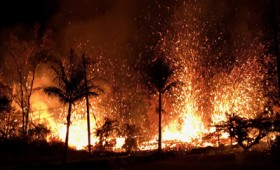 Ρωγμές σε όλη τη Χαβάη από την έκρηξη του ηφαιστείου Κιλαουέα (vid) Ρωγμές σε όλη τη Χαβάη από την έκρηξη του ηφαιστείου Κιλαουέα (vid)