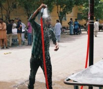 Ο πλανήτης θερμαίνεται, οι άνθρωποι λιώνουν (vid) Ο πλανήτης θερμαίνεται, οι άνθρωποι λιώνουν (vid)
