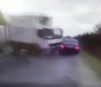 Βίντεο με το τροχαίο ατύχημα του προέδρου της Μολδαβίας Βίντεο με το τροχαίο ατύχημα του προέδρου της Μολδαβίας