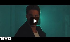 Νίκος Οικονομόπουλος – «Για κάποιο λόγο» (video clip) Νίκος Οικονομόπουλος – «Για κάποιο λόγο» (video clip)