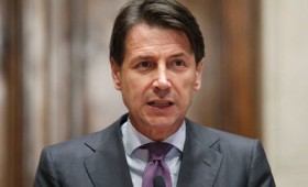 Η Ιταλία δείχνει να αψηφά Βερολίνο και Βρυξέλλες Η Ιταλία δείχνει να αψηφά Βερολίνο και Βρυξέλλες