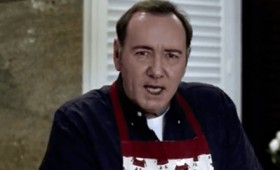 Ο Κέβιν Σπέισι απαντά στις κατηγορίες εναντίον του ως Φρανκ Άντεργουντ (vid) Ο Κέβιν Σπέισι απαντά στις κατηγορίες εναντίον του ως Φρανκ Άντεργουντ (vid)