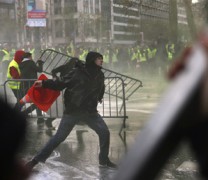 Διαδηλώσεις και στο Βέλγιο από τα Κίτρινα Γιλέκα (vid)