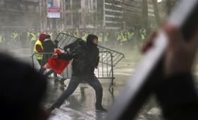 Διαδηλώσεις και στο Βέλγιο από τα Κίτρινα Γιλέκα (vid)