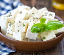 Η ελληνική φέτα περιέχει 489 διαφορετικές πρωτεΐνες Η ελληνική φέτα περιέχει 489 διαφορετικές πρωτεΐνες