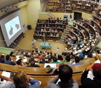 Αύξηση μεταπτυχιακών σπουδών υπό το φόβο της ανεργίας Αύξηση μεταπτυχιακών σπουδών υπό το φόβο της ανεργίας