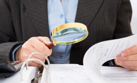 161.000 φορολογούμενοι θα κληθούν να δώσουν άμεσα 2,6 δισ. ευρώ 161.000 φορολογούμενοι θα κληθούν να δώσουν άμεσα 2,6 δισ. ευρώ