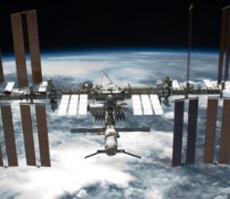 Πασαρέλα στο διάστημα από γυναίκες αστροναύτες (vid) Πασαρέλα στο διάστημα από γυναίκες αστροναύτες (vid)