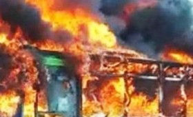 Μιλάνο: Μετανάστης έβαλε φωτιά σε σχολικό λεωφορείο