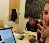 Science requiem: Η απάτη της Μαύρης Τρύπας (vid) Science requiem: Η απάτη της Μαύρης Τρύπας (vid)