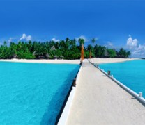 Κρύο για τέτοια εποχή είναι το νερό της θάλασσας Κρύο για τέτοια εποχή είναι το νερό της θάλασσας