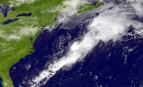 Μυστηριώδης δεξαμενή γλυκού νερού στον ωκεανό Μυστηριώδης δεξαμενή γλυκού νερού στον ωκεανό