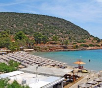 Eurostat: Οι μισοί Έλληνες θα κάνουν διακοπές σπίτι τους! Eurostat: Οι μισοί Έλληνες θα κάνουν διακοπές σπίτι τους!