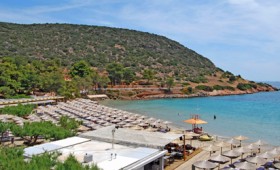 Eurostat: Οι μισοί Έλληνες θα κάνουν διακοπές σπίτι τους! Eurostat: Οι μισοί Έλληνες θα κάνουν διακοπές σπίτι τους!