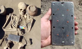 Βρέθηκε “iPhone” ηλικίας 2.100 ετών στη Ρωσική “Ατλαντίδα” (vid) Βρέθηκε “iPhone” ηλικίας 2.100 ετών στη Ρωσική “Ατλαντίδα” (vid)