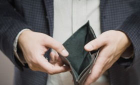 Απάτη και κοροϊδία η καταβολή του κοινωνικού μερίσματος από τη ΝΔ Απάτη και κοροϊδία η καταβολή του κοινωνικού μερίσματος από τη ΝΔ