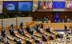 Το Ευρωπαϊκό Κοινοβούλιο επικύρωσε το Brexit (vid)