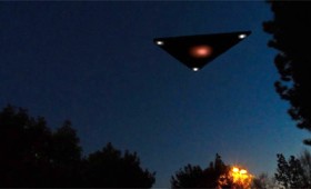 Μεγάλο τριγωνικό UFO πάνω από το Τέξας (vid)