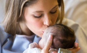 Ελλάδα: Περισσότεροι οι θάνατοι από τις γεννήσεις Ελλάδα: Περισσότεροι οι θάνατοι από τις γεννήσεις