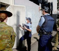 Αυστραλία: Έλεγχοι από πόρτα σε πόρτα από αστυνομία και στρατό (vid)