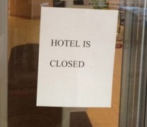 Μετά το lockdown: 3,2 εκατ. Έλληνες βρίσκονται στο κατώφλι της φτώχειας Μετά το lockdown: 3,2 εκατ. Έλληνες βρίσκονται στο κατώφλι της φτώχειας