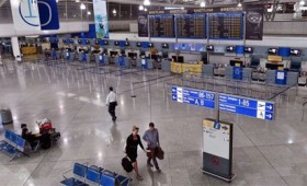 «Μαύρος» μήνας και ο Αύγουστος για τον τουρισμό «Μαύρος» μήνας και ο Αύγουστος για τον τουρισμό