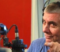 Μέρες Χούντας: Αστυνομικοί πήγαν να συλλάβουν τον Γ. Τράγκα το πρωί στο σπίτι του Μέρες Χούντας: Αστυνομικοί πήγαν να συλλάβουν τον Γ. Τράγκα το πρωί στο σπίτι του