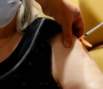 Θάνατος ηλικιωμένης λίγες ώρες αφού έκανε το εμβόλιο της Pfizer/BioNtech Θάνατος ηλικιωμένης λίγες ώρες αφού έκανε το εμβόλιο της Pfizer/BioNtech