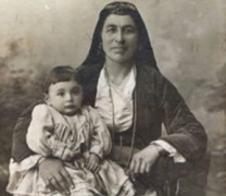 Οι Πόντιες που θυσίασαν τα μωρά τους για να σώσουν ένα χωριό (vid) Οι Πόντιες που θυσίασαν τα μωρά τους για να σώσουν ένα χωριό (vid)