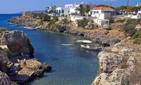 Κύθηρα, ένα γοητευτικό νησί με έντονες αντιθέσεις και ιδιαίτερο χαρακτήρα Κύθηρα, ένα γοητευτικό νησί με έντονες αντιθέσεις και ιδιαίτερο χαρακτήρα